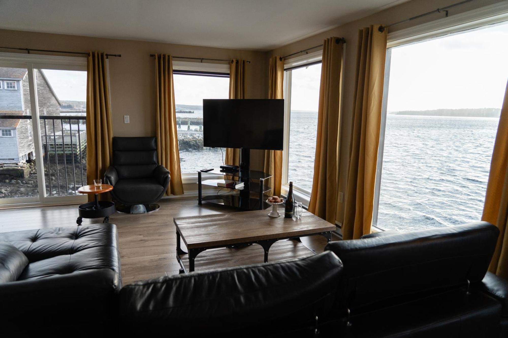 Albert'S Shelburne Bagian luar foto