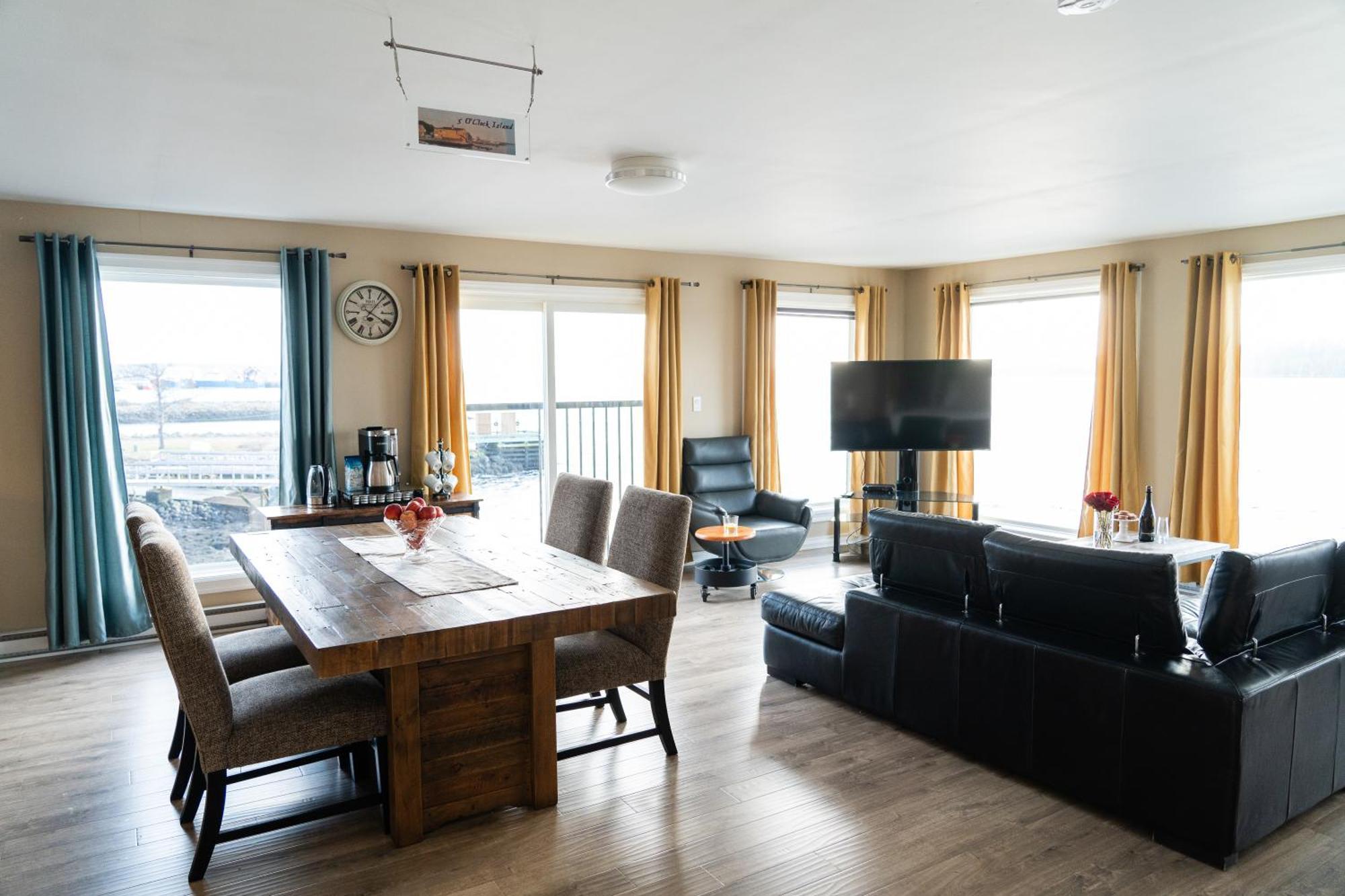 Albert'S Shelburne Bagian luar foto