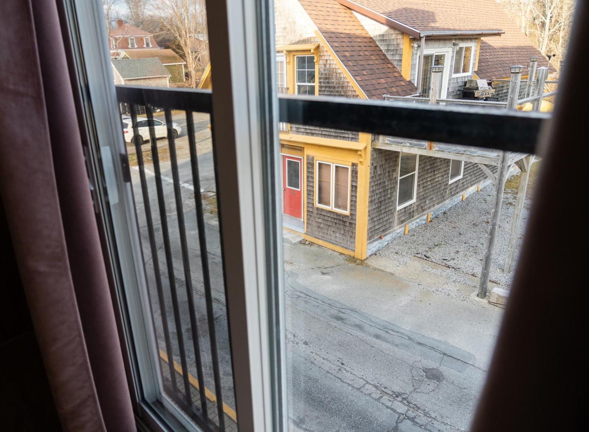 Albert'S Shelburne Bagian luar foto
