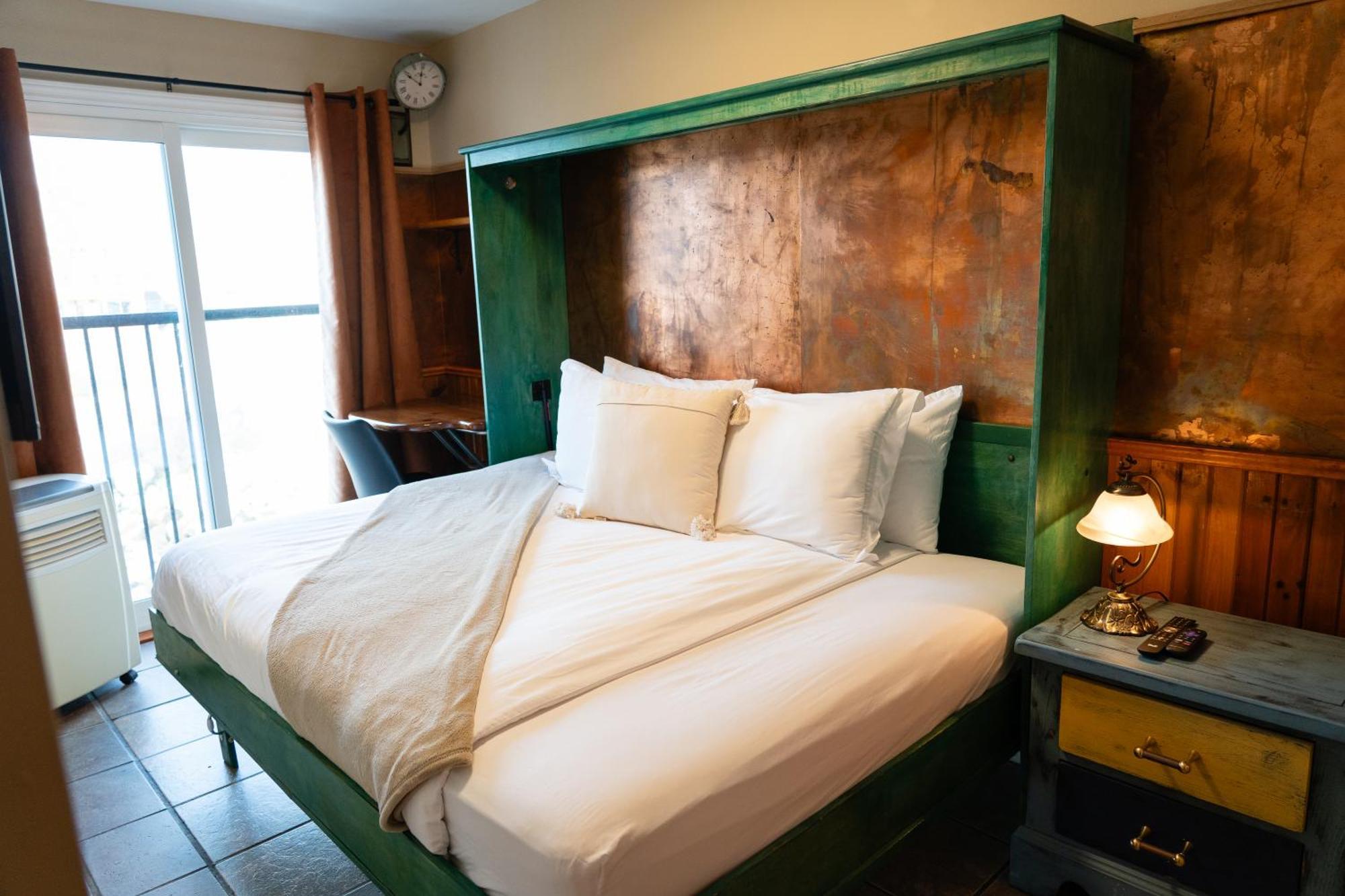Albert'S Shelburne Bagian luar foto