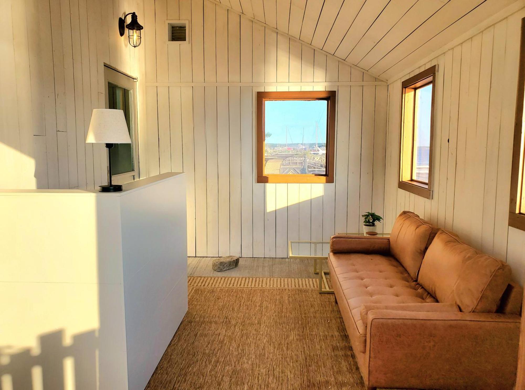 Albert'S Shelburne Bagian luar foto