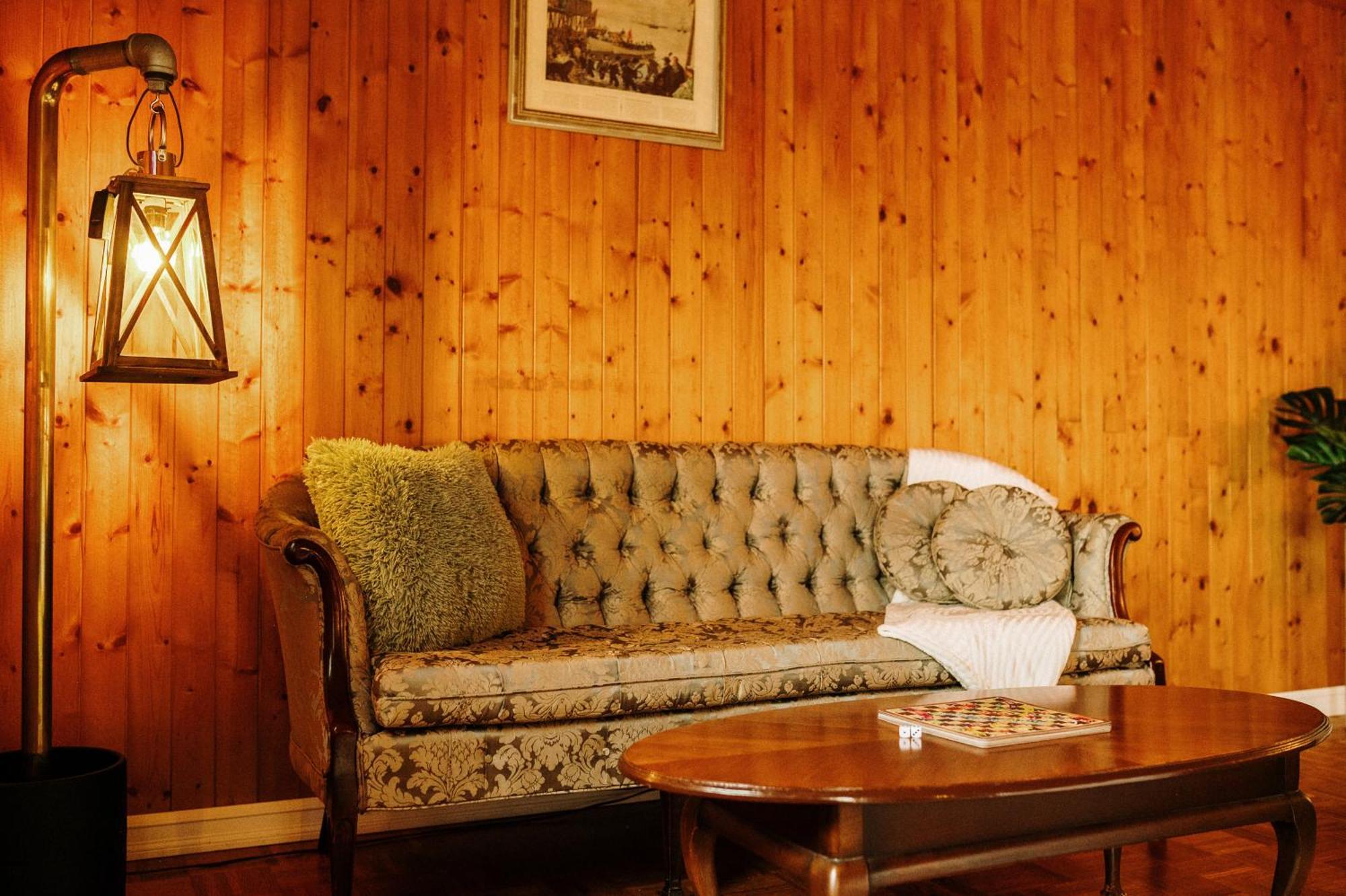Albert'S Shelburne Bagian luar foto