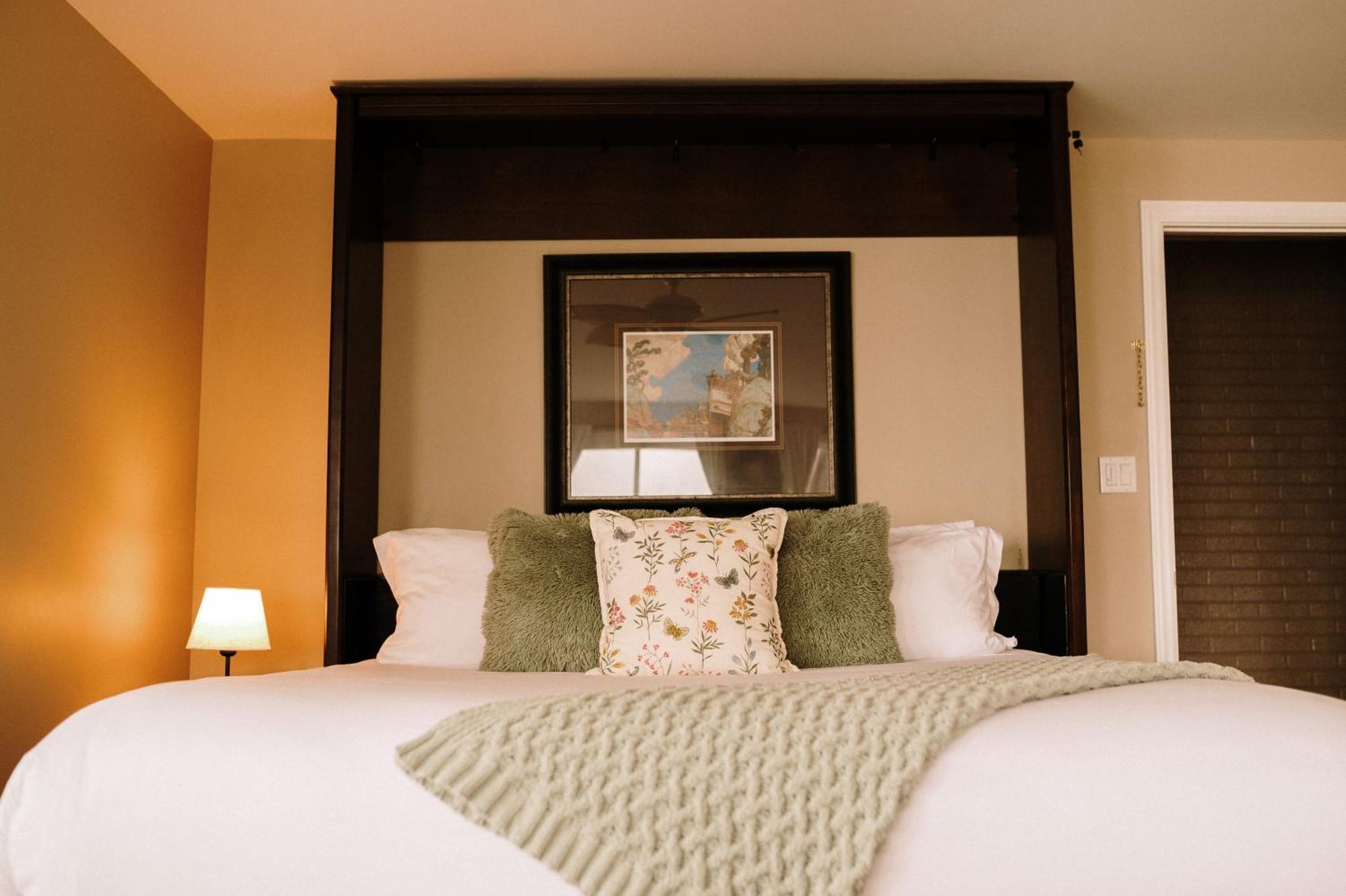 Albert'S Shelburne Bagian luar foto